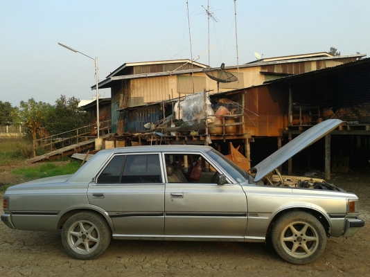 1983CROWN 2.8 DELUXE รถสวย  ลดคับ ด่วนๆ