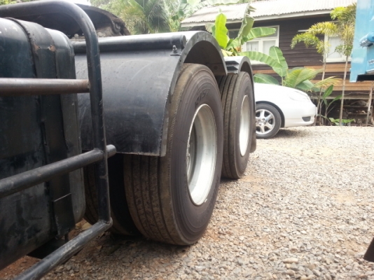 ขายหัวลากHINO2P320ปี46ยางใหม่10เส้นเรเดียลบริสโตนเล่มพร้อมโอน