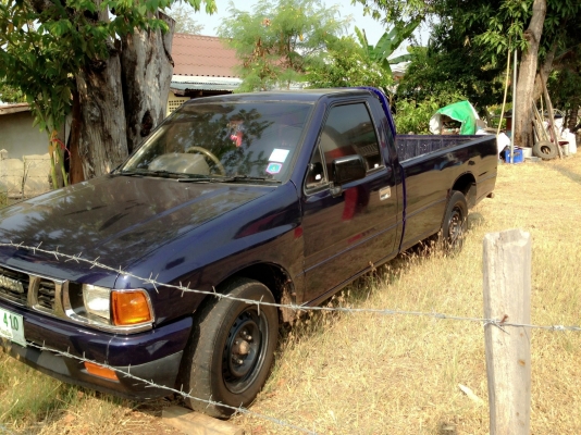 ISUZU TFR มังกรทอง SPARK EX 2.5 MT ปี 33 รถบ้านสวยพร้อมใช้งาน เครื่องแห้งแรงดี ภายในคอนโซลครบพร้อม แอร์เย็น กระบะกับฝาท้ายไม่มีผุ ช่วงล่างคัชซีดี ยางสภาพดีพร้อมใช้งาน เอกสารทะเบียนภาษีครบพร้อมโอน ราคาต่อรองได้ครับ