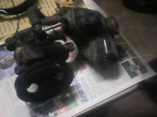 ขายปั้มนิสสันถอดครับ1,600.-