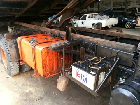 ขายสิบล้อเพลาเดียวดั้ม เป็น เจซีเอ็ม หัว ร๊อกกี้ สภาพพร้อมใช้ครับ