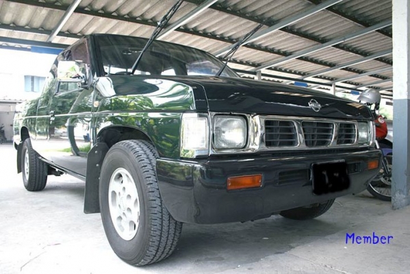 ขาย Nissan Big-M ฝาแดง BDI