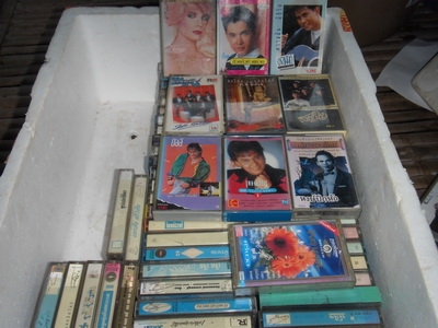 ขายวิทยุSONYและSANYOโบราณ ใช้งานได้ สภาพสมบูณร์แบบ ขายวิทยุSONYและSANYOโบราณ ใช้งานได้ สภาพสมบูณร์แบบ