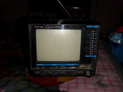 ขายวิทยุSONYและSANYOโบราณ ใช้งานได้ สภาพสมบูณร์แบบ ขายวิทยุSONYและSANYOโบราณ ใช้งานได้ สภาพสมบูณร์แบบ