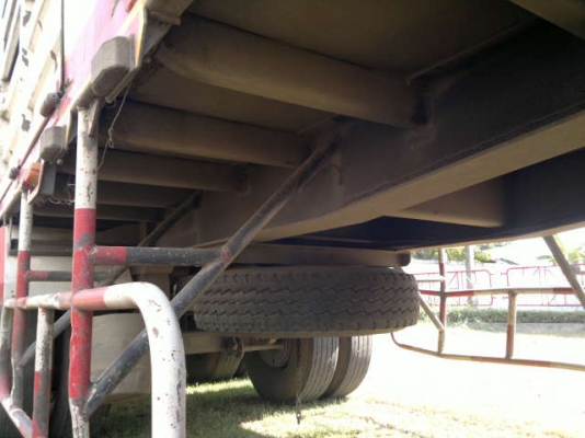 ขายลูกพ่วง 3 เพลา ยาว.7.40 เมตรกระบะเหล็กคอกเกษตรไม่ดั้ม อู่.ไพรวัลน์