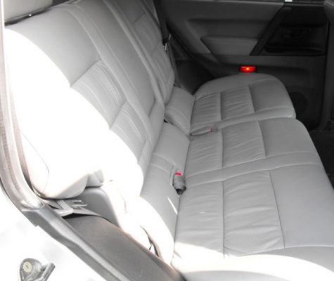 MITSUBISHI PAJERO 3.5 GDI ปี2002{รุ่นTOPสุดครับ}