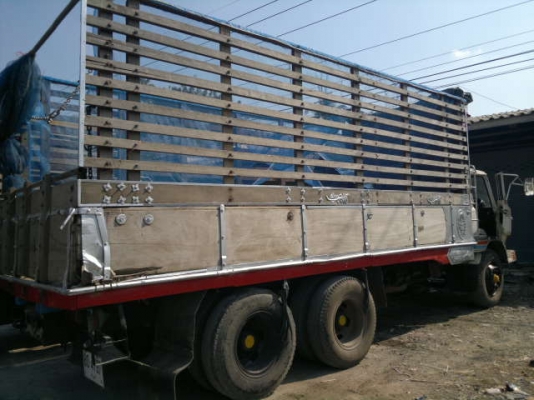 ขายรถ 10 ล้อ เพลาเดียว กระบะไม้ไม่ดั้ม 3 คัน ขายรวม ราคาย้อมๆ HINO F17 - KT925 วางหัว 3 M