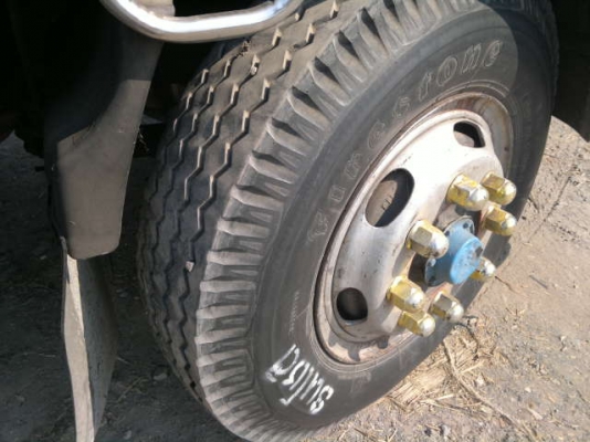 ขายรถ 10 ล้อ เพลาเดียว กระบะไม้ไม่ดั้ม 3 คัน ขายรวม ราคาย้อมๆ HINO F17 - KT925 วางหัว 3 M