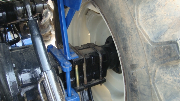 ขายรถไถFORD-TS90-NEWHOLLAND