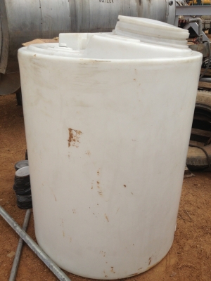 ขายถังน้ำ พลาสติก 1,000 ลิตร สภาพใหม่ ราคาไม่แพง