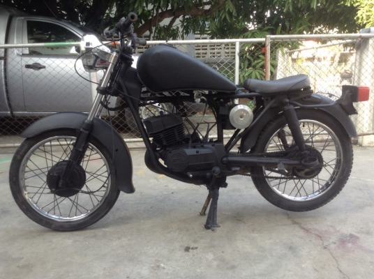 ขาย SUZUKI TRZ แนวโบราณ เครื่องดี 100\% นิ่มๆ มี เล่ม ทะเบียน กับ แผ่นป้ายทะเบียนคับ ขาย เพียง 6500 คับ ลองดูคับ ขาย SUZUKI TRZ แนวโบราณ เครื่องดี 100\% นิ่มๆ มี เล่ม ทะเบียน กับ แผ่นป้ายทะเบียนคับ ขาย เพียง 6500 คับ ลองดูคับ