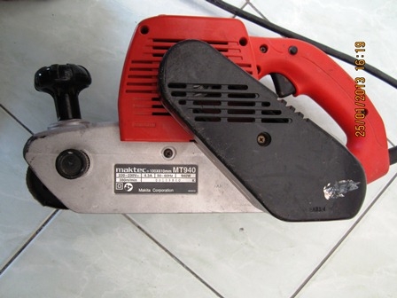 สว่านกับจิ๊กซอว์Makita,เครื่องขัดการะดาษทรายMaktec สว่านกับจิ๊กซอว์Makita,เครื่องขัดการะดาษทรายMaktec