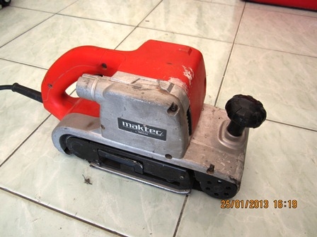 สว่านกับจิ๊กซอว์Makita,เครื่องขัดการะดาษทรายMaktec สว่านกับจิ๊กซอว์Makita,เครื่องขัดการะดาษทรายMaktec