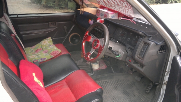 ขายรถกระบะ NISSAN BIG M เกียร์ธรรมดา เครื่องSR20 พึ่งวางได้เดือนเดียว ลงเล่มแล้ว ขายรถกระบะ NISSAN BIG M เกียร์ธรรมดา เครื่องSR20 พึ่งวางได้เดือนเดียว ลงเล่มแล้ว