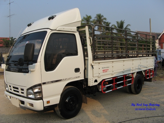 ขาย 6 ล้อ อีซูซุ NKR 130 แรง ยาว 4.30  ม. ปี 2007 สภาพเดิม ๆ สวยจัดกว่า 90\% เครื่องแน่น คัสซีสวยกิ๊ป สนใจชมรถก่อนได้ครับ