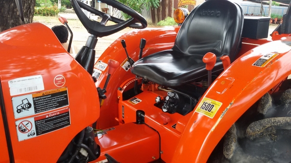 ปัญญาแทรคเตอร์มาแล้ว... คูโบต้า L3608 พร้อมใบมีดคานล่างFD163F โรตาลี่ตราช้าง พร้อมส่งทั่วไทยครับ จัดส่ง อ.คลองลาน จ.กำแพงเพชร