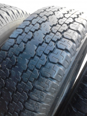 245/70R16 BRIDGESTONE DUELER H/T 689  ชุด 4 เส้น ไม่มีปะทุกเส้น ใช้งานน้อย ดอกเต็มแบบยางใหม่ทุกเส้น TEL.081-427-3941