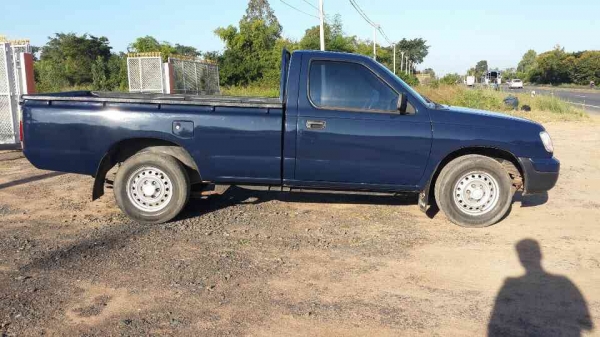 ขาย นิสสัน ฟรันเทีย สวยๆ พร้อมใช้งานราคาเบาๆ ครับ ขาย นิสสัน ฟรันเทีย สวยๆ พร้อมใช้งานราคาเบาๆ ครับ