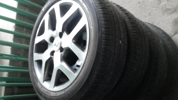 แม็คฮอนด้าแจ๊สปี12พร้อมยางขอบ16