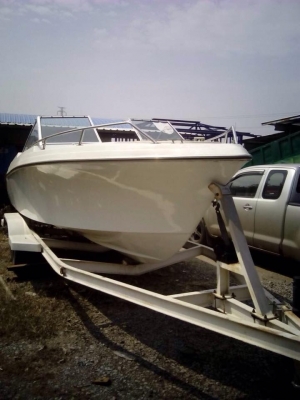 ขายเรือไฟเบอร์ 22 ฟุตเครื่องเมอร์คิวรี่ 225 แรง 170,000.-บาท