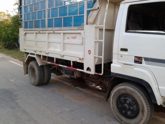 ขายรถดั้ม issuzu rocky 175 แรงม้า