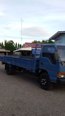 ขายรถหกล้อ ISUZU NQR 120 แรง ยาว 5.50 ม. ปี43 ขายรถหกล้อ ISUZU NQR 120 แรง ยาว 5.50 ม. ปี43