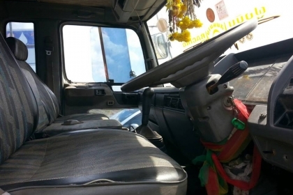 **ขายแล้วครับขอบคุณ Truck2hand ขาย10ล้อ1เพลา HINO F18 FL187 หัวไฮเทค(ลงเล่ม) เครื่องเดิมเกียร์เดิม HO7C185HP เครื่องดีแน่น แรงดี เกียร์ดีไม่หลุด ช่วงล่างเดิม คัสซีดีไม่ปะไม่ดาม มีบวในบ้างนิดๆหน่อยๆ กระบะพื้นไม้คอกไม้สภาพสวย พื้นดี ข้างดีไม่ผุ คอกดีไม่โก่ง **ขายแล้วครับขอบคุณ Truck2hand ขาย10ล้อ1เพลา HINO F18 FL187 หัวไฮเทค(ลงเล่ม) เครื่องเดิมเกียร์เดิม HO7C185HP เครื่องดีแน่น แรงดี เกียร์ดีไม่หลุด ช่วงล่างเดิม คัสซีดีไม่ปะไม่ดาม มีบวในบ้างนิดๆหน่อยๆ กระบะพื้นไม้คอกไม้สภาพสวย พื้นดี ข้างดีไม่ผุ คอกดีไม่โก่ง