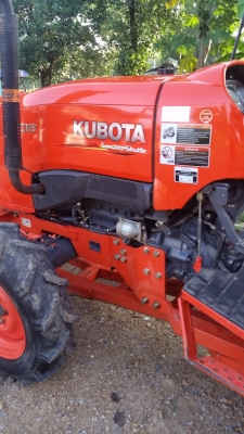 ขายรถไถคูโบต้า KUBOTA  L 4708 (4WD)  2 เพลา  สีเดิมๆจากโรงงาน