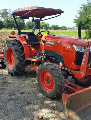 ขายรถไถคูโบต้า KUBOTA  L 4708 (4WD)  2 เพลา  สีเดิมๆจากโรงงาน