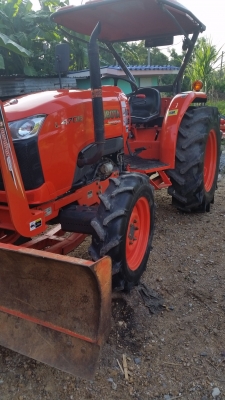 ขายรถไถคูโบต้า KUBOTA  L 4708 (4WD)  2 เพลา  สีเดิมๆจากโรงงาน