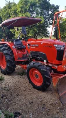 ขายรถไถคูโบต้า KUBOTA  L 4708 (4WD)  2 เพลา  สีเดิมๆจากโรงงาน