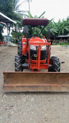 ขายรถไถคูโบต้า KUBOTA  L 4708 (4WD)  2 เพลา  สีเดิมๆจากโรงงาน