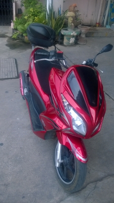 ขายด่วน HONDA PCX สภาพดี สวยสุดๆๆ วิ้งน้อย