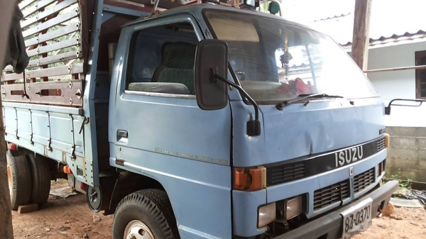 ***ขายแล้วครับขอบคุณ Truck2hand ขาย6ล้อ ISUZU NPR ประกอบ NPR59L วางเครื่อง4BE1-110แรง(ยังไม่ลง) เกียร์สั้น เครื่องดี แน่นดีแรง เกียร์ROCKY เกียร์ดีไม่หลุด ช่วงล่างใหญ่ Fหน้า-หลัง สโลวจิ๊บ คัสซีดี ยังสวย ไม่ปะไม่ผุ กระบะพื้นไม้คอกไม้สูงสภาพสวย พื้นดีข้างดี