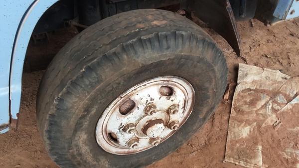 ***ขายแล้วครับขอบคุณ Truck2hand ขาย6ล้อ ISUZU NPR ประกอบ NPR59L วางเครื่อง4BE1-110แรง(ยังไม่ลง) เกียร์สั้น เครื่องดี แน่นดีแรง เกียร์ROCKY เกียร์ดีไม่หลุด ช่วงล่างใหญ่ Fหน้า-หลัง สโลวจิ๊บ คัสซีดี ยังสวย ไม่ปะไม่ผุ กระบะพื้นไม้คอกไม้สูงสภาพสวย พื้นดีข้างดี