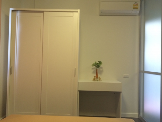 ขายคอนโดมิเนียม Dee condo ของแสนศิริ ตรงข้าม ม.ธรรมศาสตร์-รังสิต พร้อมบิวอิน พร้อมเข้าอยู่ได้เลย ขนาด 29.7 ตารางเมตร ราคา 1,890,000 บาท สนใจ 0863225494 โจ้