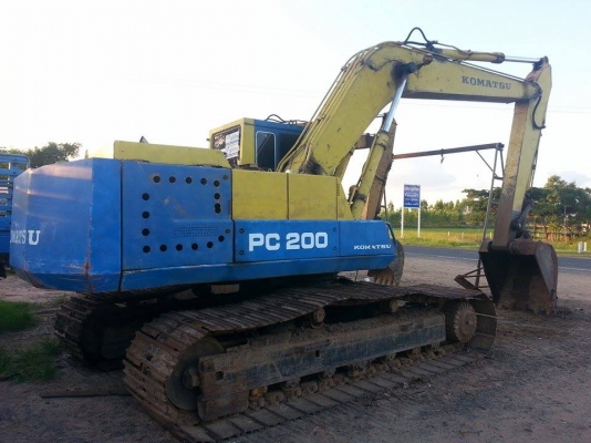 ขายแบคโคKOMATSU 200-3 เครื่องเดิม ปั้มเดิม เอวแน่น ไม่โหลด ทำงานเร็ว บูมอาร์มดี โซ่ดี สภาพพร้อมใช้งาน สนใจโทร 090-8588220คุณนะ ID:narong498 หรือ www.truck.in.th/498 FB:ณรงค์ ซื้อขายรถมือสอง