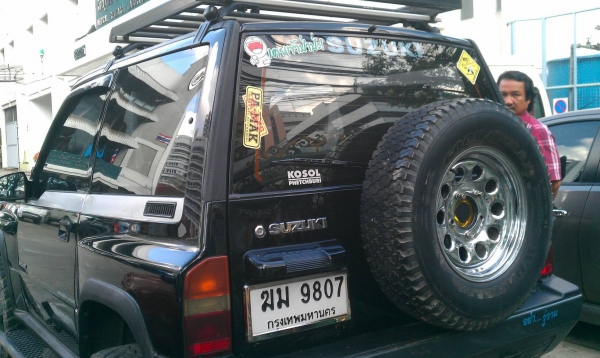 ขอขายวีทาร่า 3 Door หน่อยครับ ขอขายวีทาร่า 3 Door หน่อยครับ