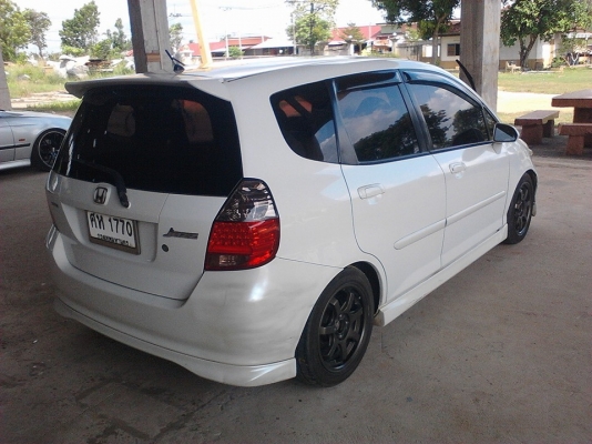 Re: ขาย jazz 05 top Re: ขาย jazz 05 top