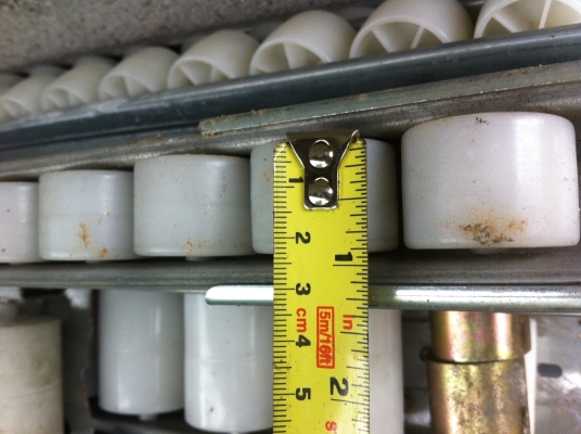 ชุดรางล้อเลื่อน นำไปทำชุดลำเลียงชิ้นงานได้เลย สภาพใหม่มีความยาวหลายแบบขายที่ 80 บาทต่อความยาว 1 ฟุต