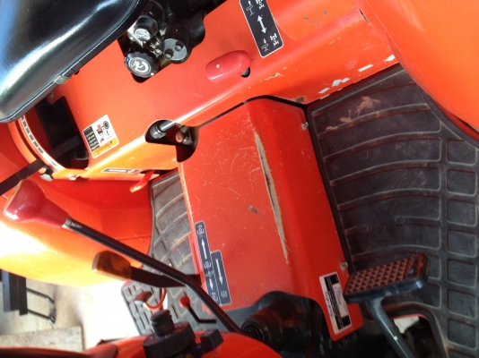 ขายคูโบต้ามือ 2 รุ่น L3608 4 WD 2 เพลาสีเดิมๆจากโรงงานพร้อมผานพรวน5 ตราช้างสภาพใหม่ ขายคูโบต้ามือ 2 รุ่น L3608 4 WD 2 เพลาสีเดิมๆจากโรงงานพร้อมผานพรวน5 ตราช้างสภาพใหม่