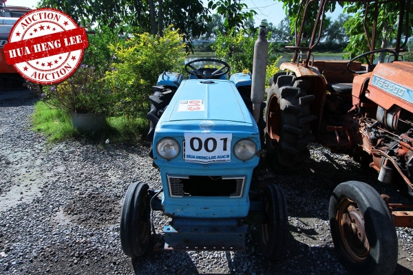 AUC 8 Code 001 แทรกเตอร์ HINOMOTO E23  ราคา เริ่มต้นการประมูล 30,000 บาท