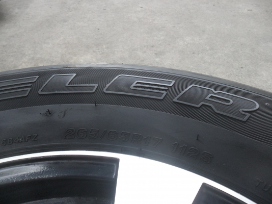 ล้อแม็ก 17นิ้ว 6รูพร้อมยาง สวยๆ 4 ล้อ ราคา 7300 บาท ล้อแม็ก 17นิ้ว 6รูพร้อมยาง สวยๆ 4 ล้อ ราคา 7300 บาท