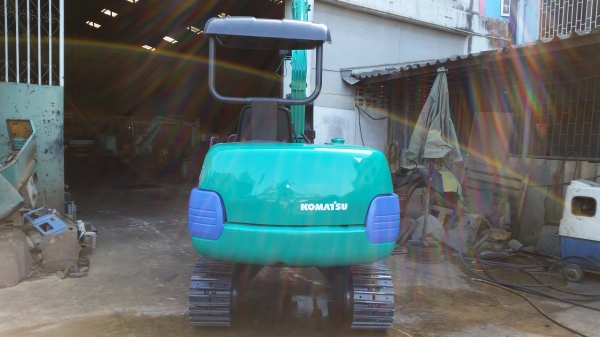 รถขุด KOMATSU รุ่น PC25-1- นำเข้าจากญี่ปุ่น แทร็กเหล็กสวย รถขุด KOMATSU รุ่น PC25-1- นำเข้าจากญี่ปุ่น แทร็กเหล็กสวย