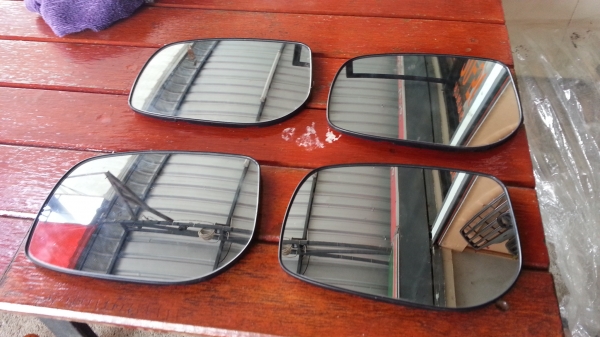 ฝาครอบกระจกมองข้าง Fortuner ข้างซ้าย ขายตามสภาพ