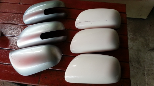 ฝาครอบกระจกมองข้าง Fortuner ข้างซ้าย ขายตามสภาพ