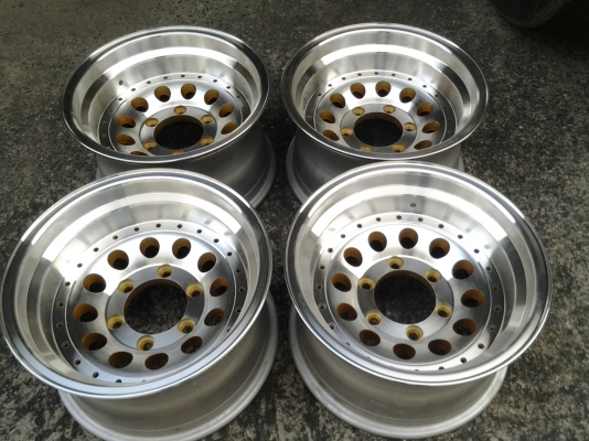 มาใหม่อีกชุดครับหยดนำ้ขอบ15"กว้าง8.5"ไม่มีซ่อมสวยมากๆ มาใหม่อีกชุดครับหยดนำ้ขอบ15"กว้าง8.5"ไม่มีซ่อมสวยมากๆ