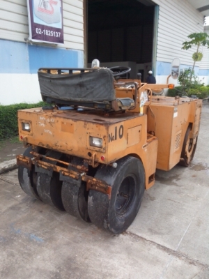 รถบด SAKAI TW41 สนใจ โทร 083 081 2889 ฟ้า:NDTT