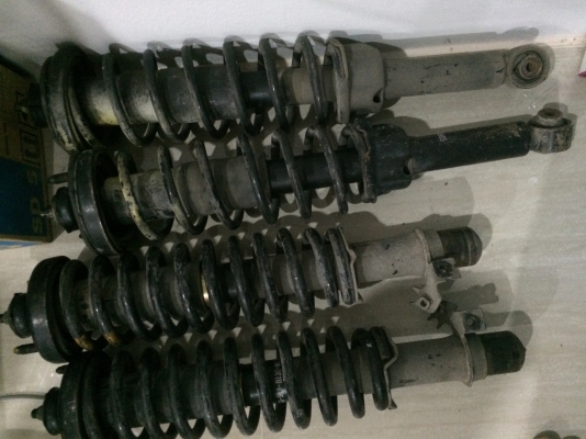 โช๊ค 4 ต้น 1500 บาทhonda civic 92 - 94 eg 4 door