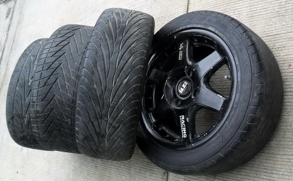 แม็กพร้อมยาง  ขอบ 15